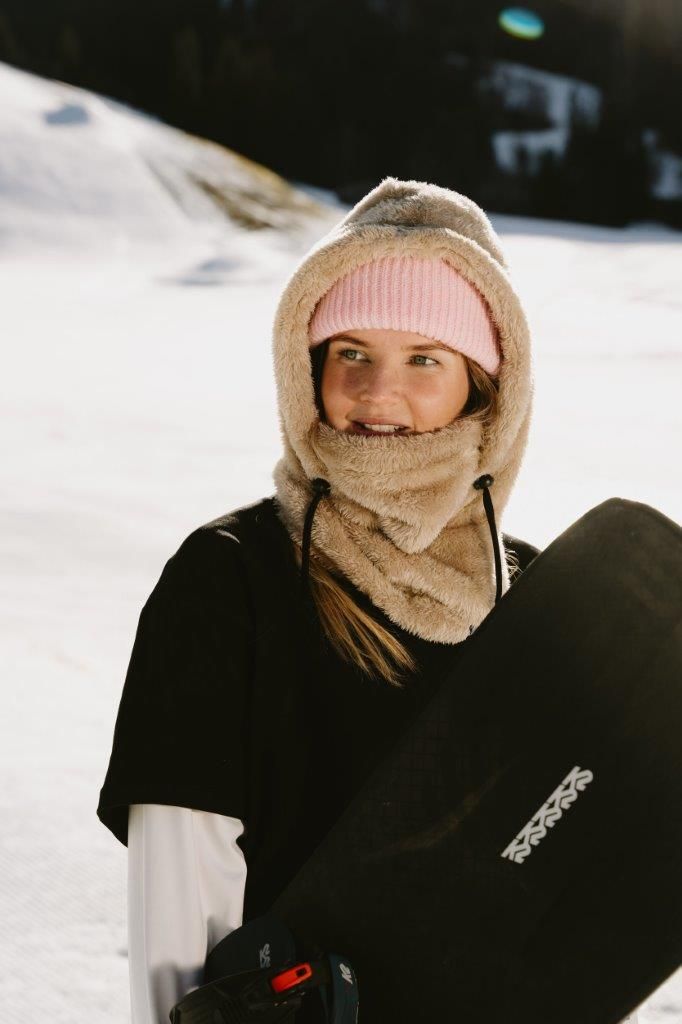 Poederbaas Balaclava Dames Fluffy Zand