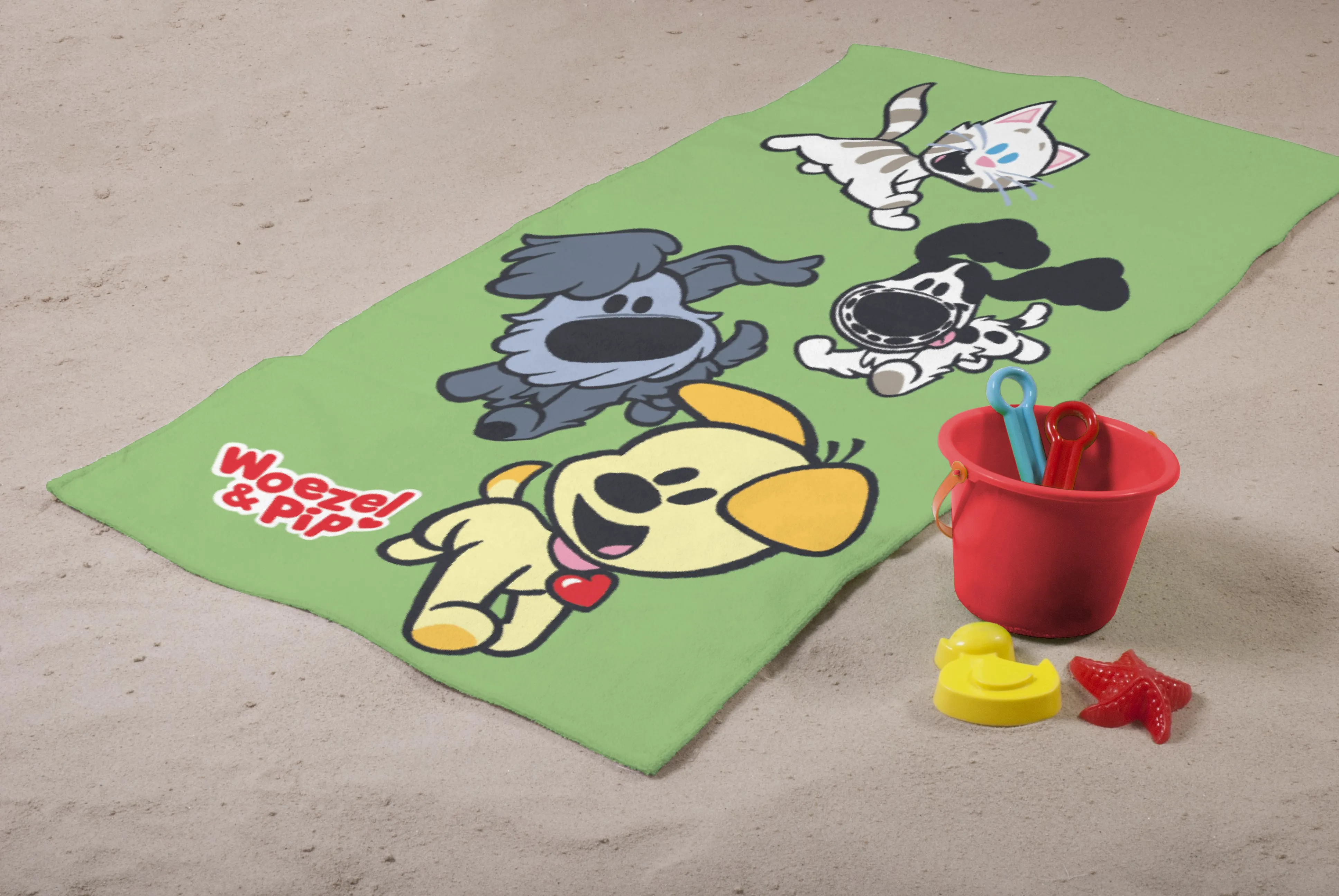 WOEZEL & PIP Strandlaken Spelen Groen, 75x150 cm