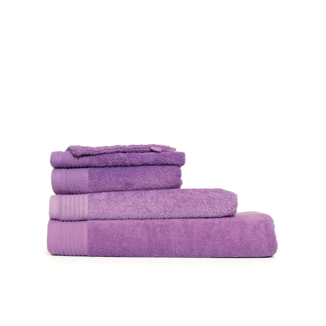 The One Badhanddoek 450 gram 70x140 cm Paars